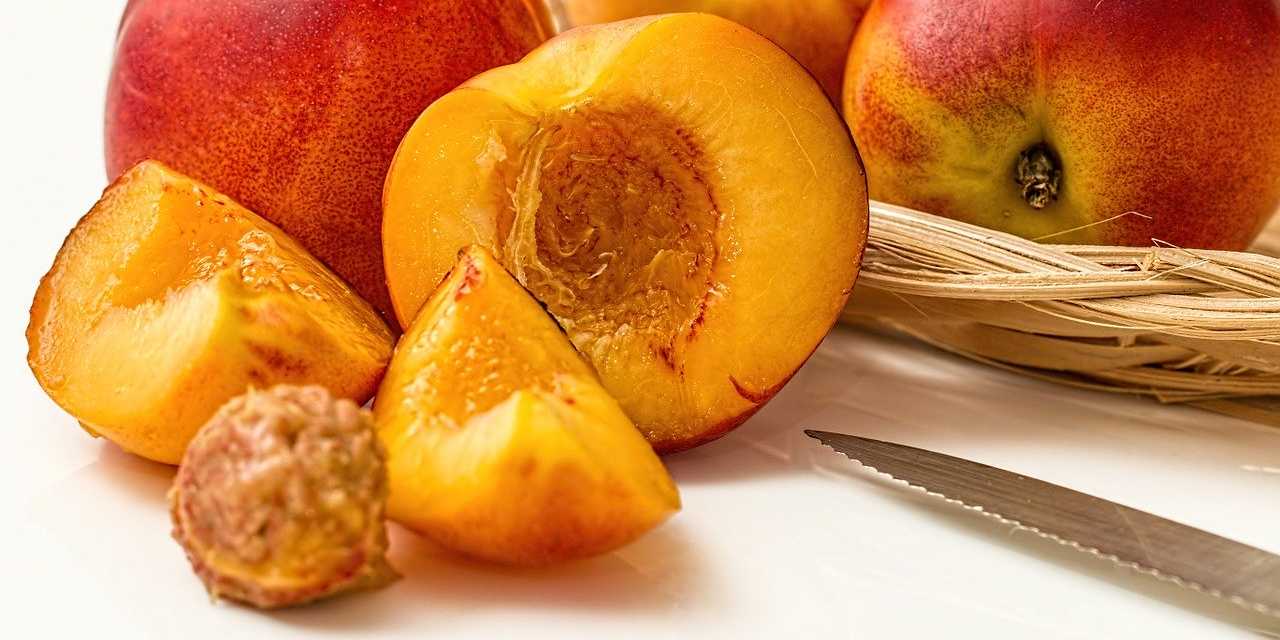 Nectarine Peaches