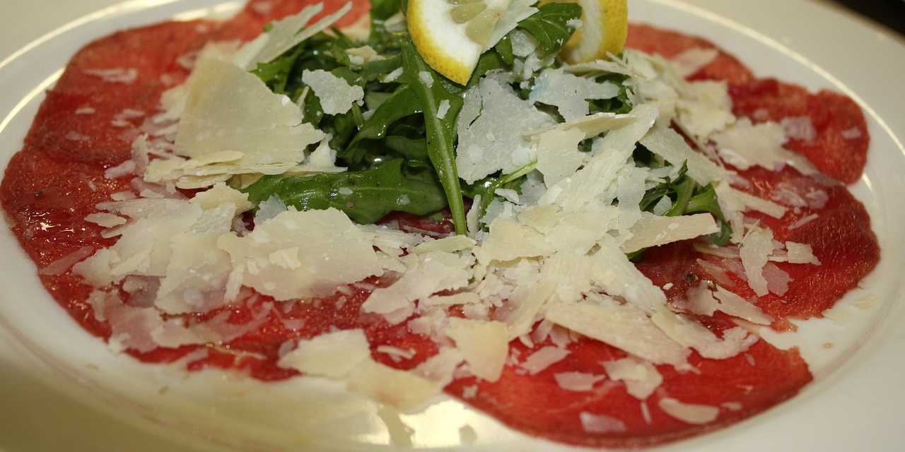 Carpaccio with Arugola and Cheese